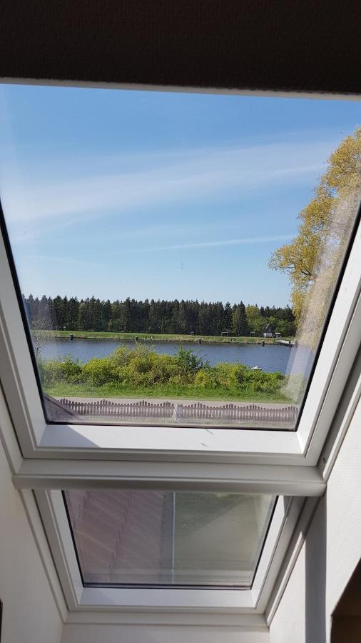 Herrlicher Nord und Süd-Blick direkt am Nord-Ostsee-Kanal Breiholz Exterior foto