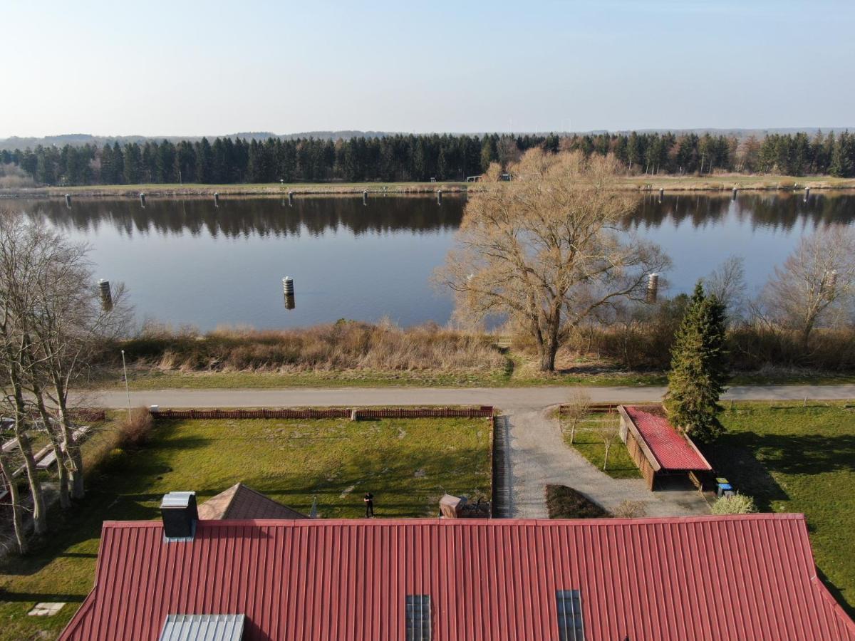 Herrlicher Nord und Süd-Blick direkt am Nord-Ostsee-Kanal Breiholz Exterior foto